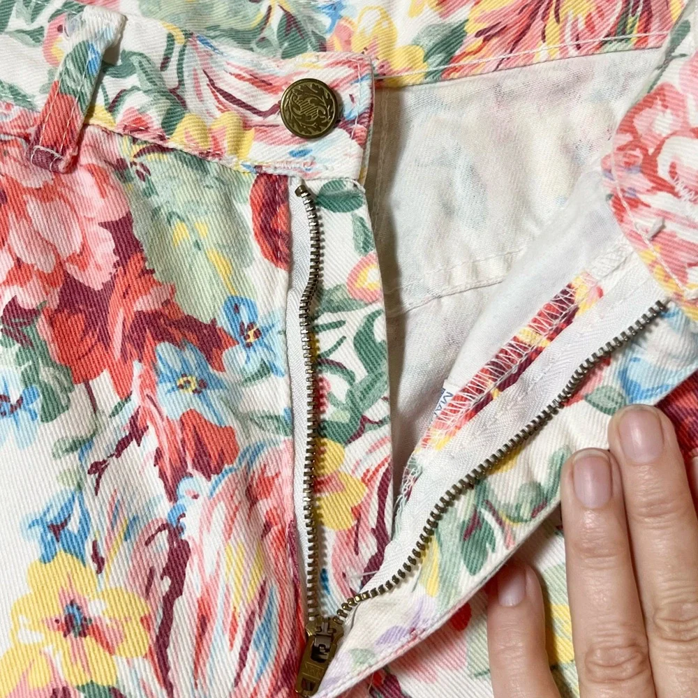 Vintage 90s Zena Floral Denim High Waisted Bermuda Shorts Size 13 USA